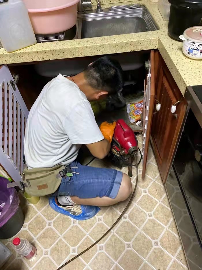 鼓楼通下水道